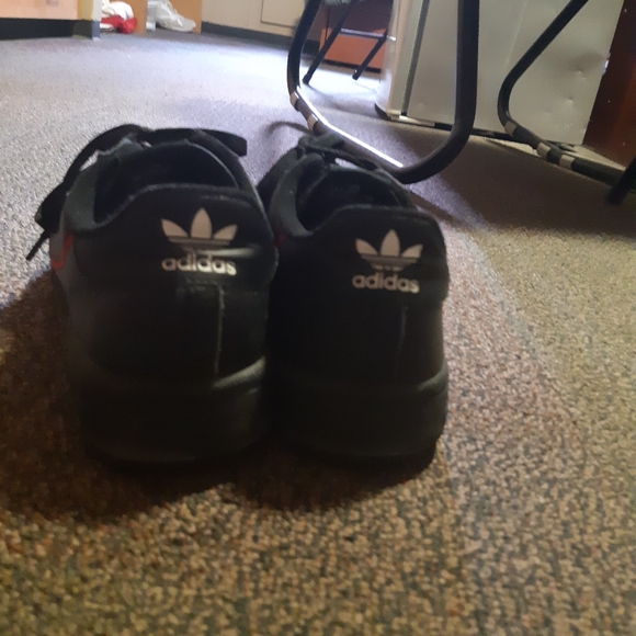 Adidas Continental 80 black shoe, size 10.5 - Picture 3 of 3